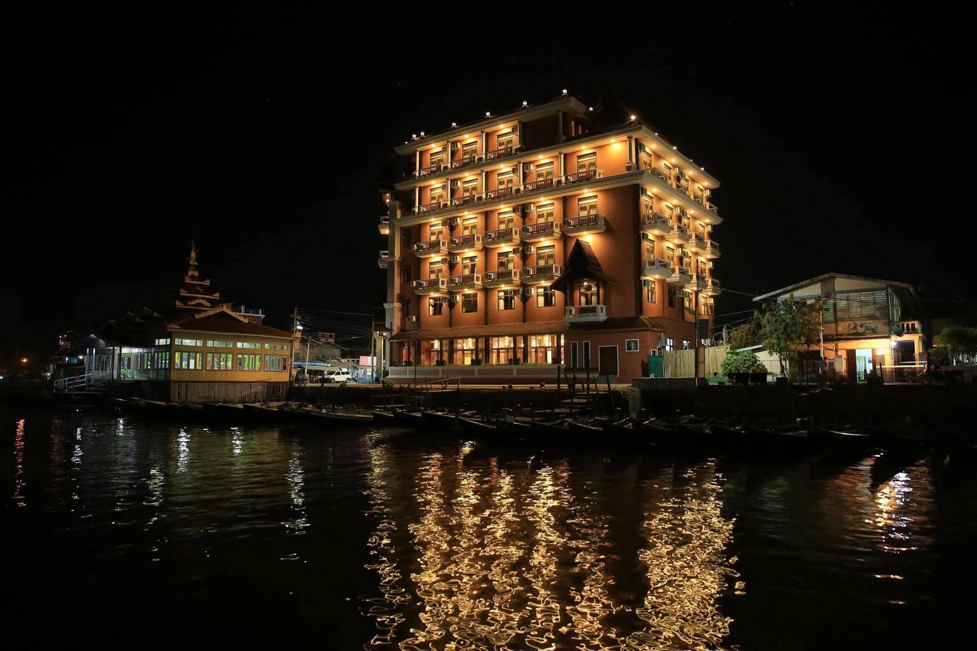 โรงแรมเธาแซนด์ ไอส์แลนด์ ทะเลสาบอินเล Inle Lake ภายนอก รูปภาพ